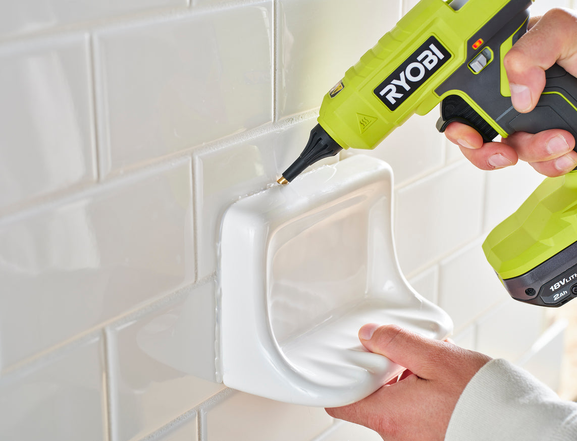 18V ONE+ Glue Gun Kit