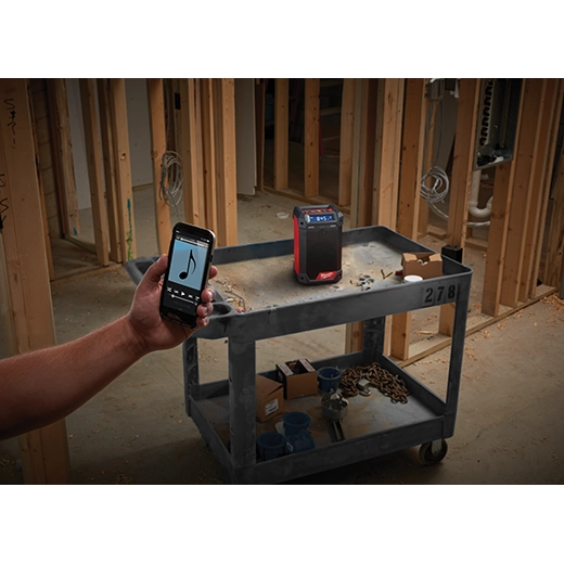 M12™ Radio + Charger