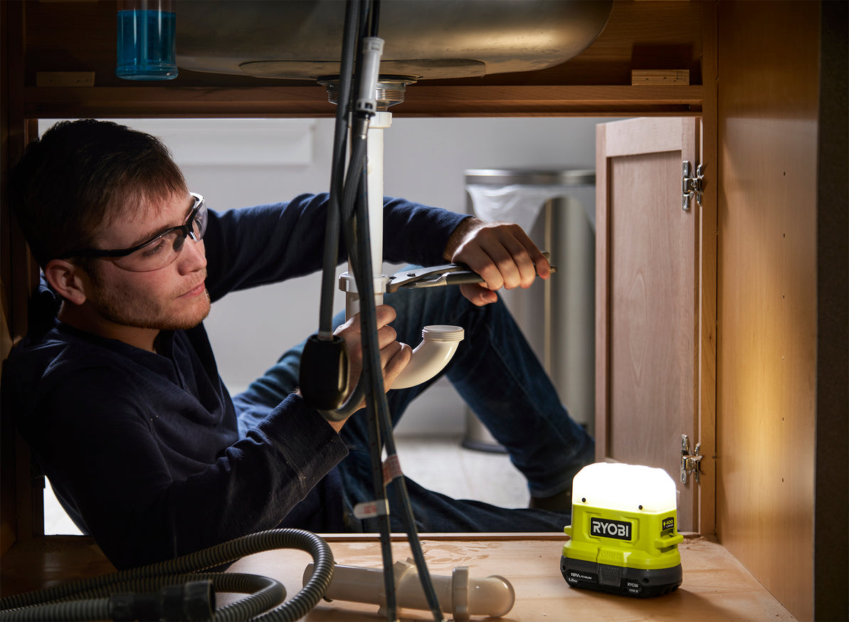 18V ONE+ Compact Camper'S Kit