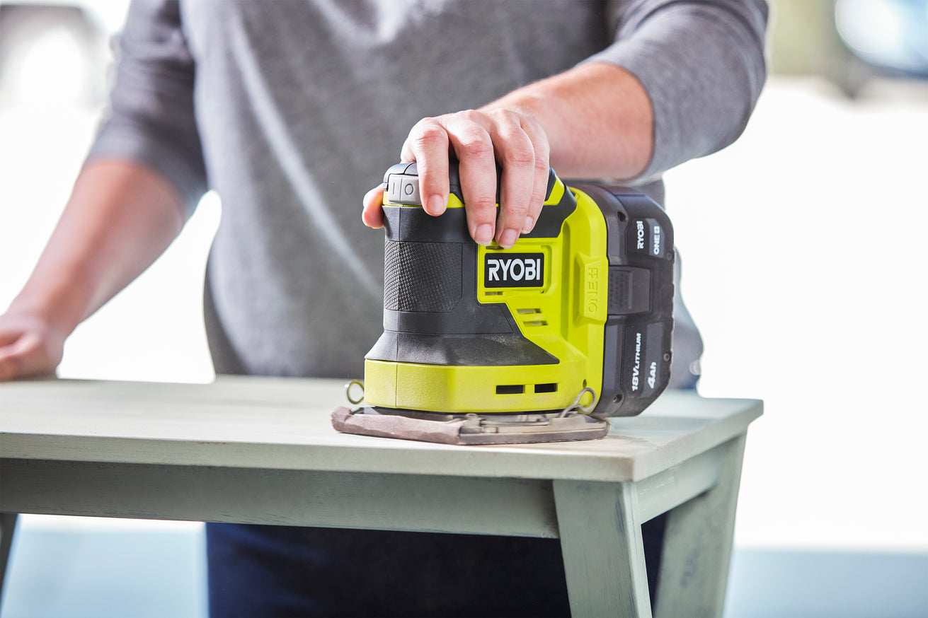 18V ONE+ 1/4 Sheet Sander Kit