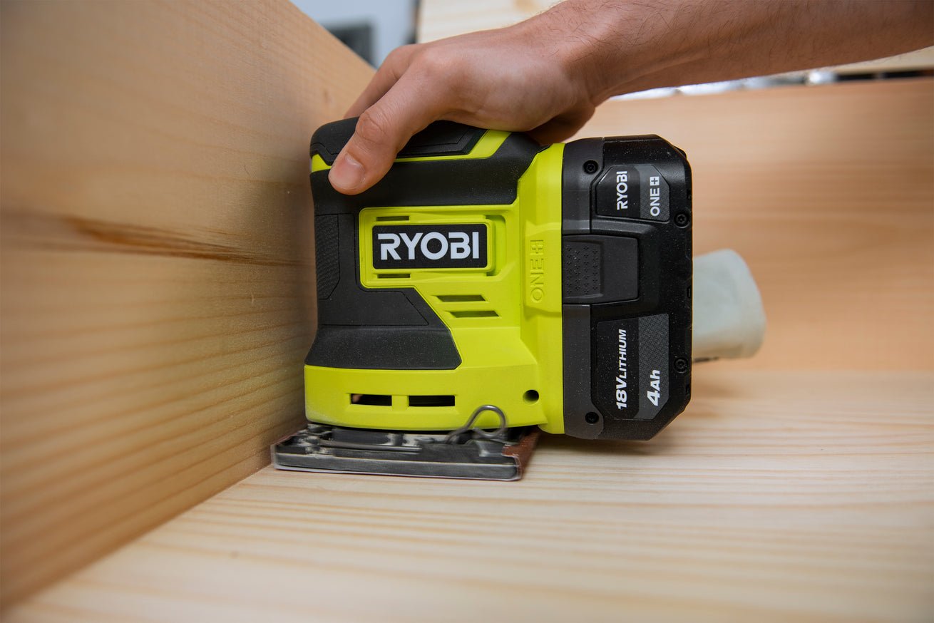 18V ONE+ 1/4 Sheet Sander Kit