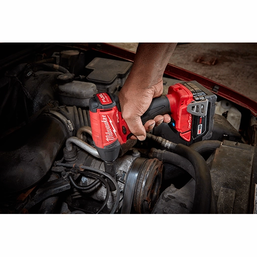 M18 FUEL™ with ONE-KEY™ 1/2" Compact Impact Wrench w/ Friction Ring thumbnail 3