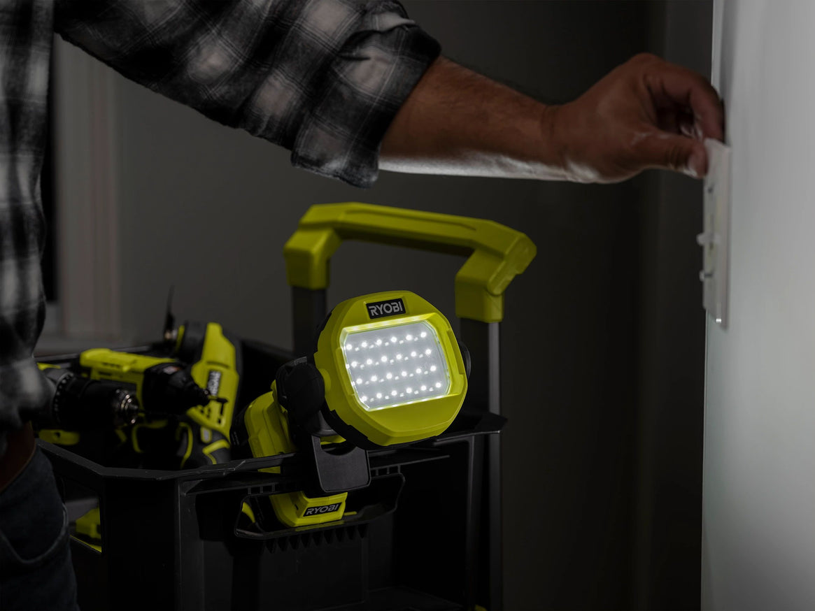 18V ONE+ LED Clamp Light