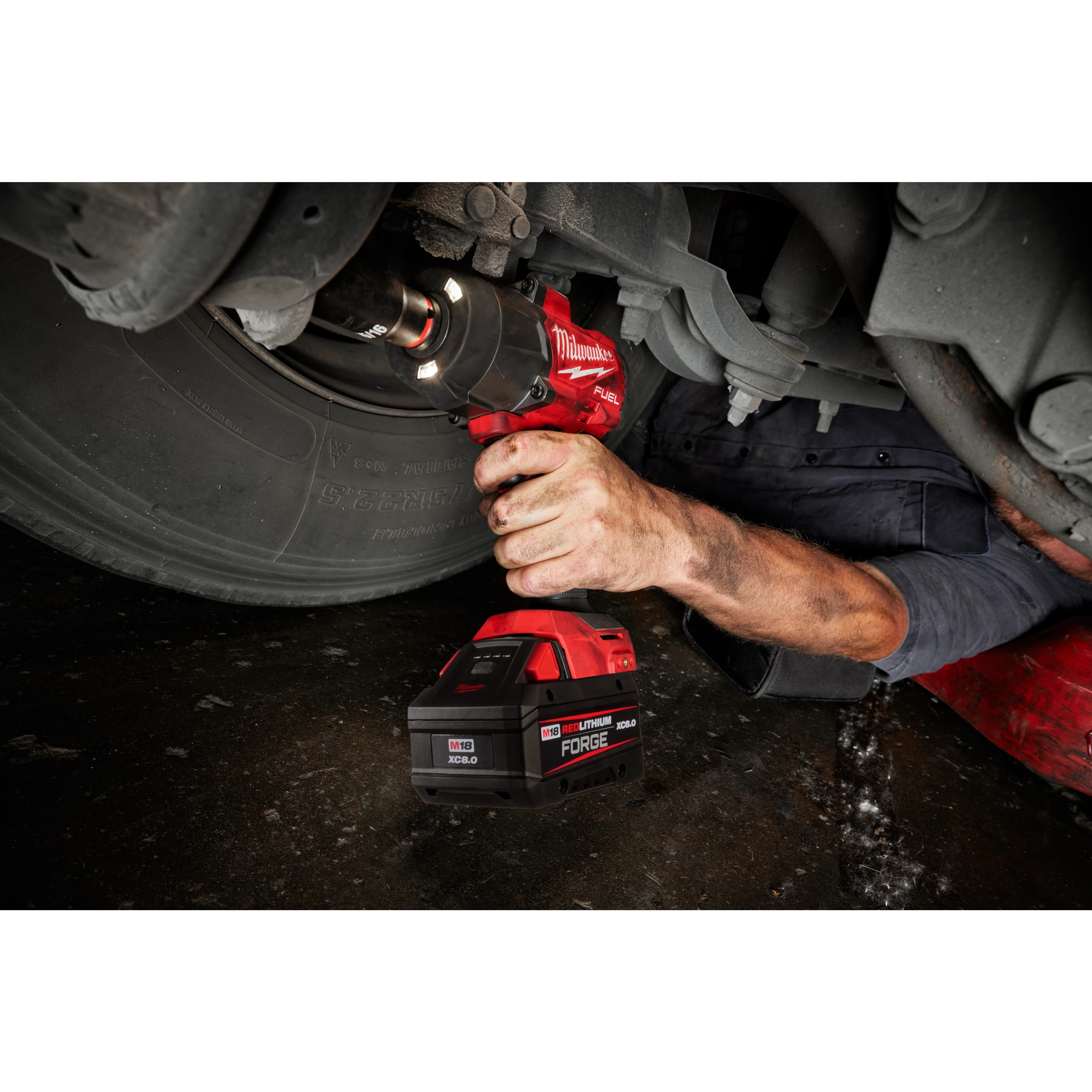 M18 FUEL™ 1/2" High Torque Impact Wrench w/ Friction Ring