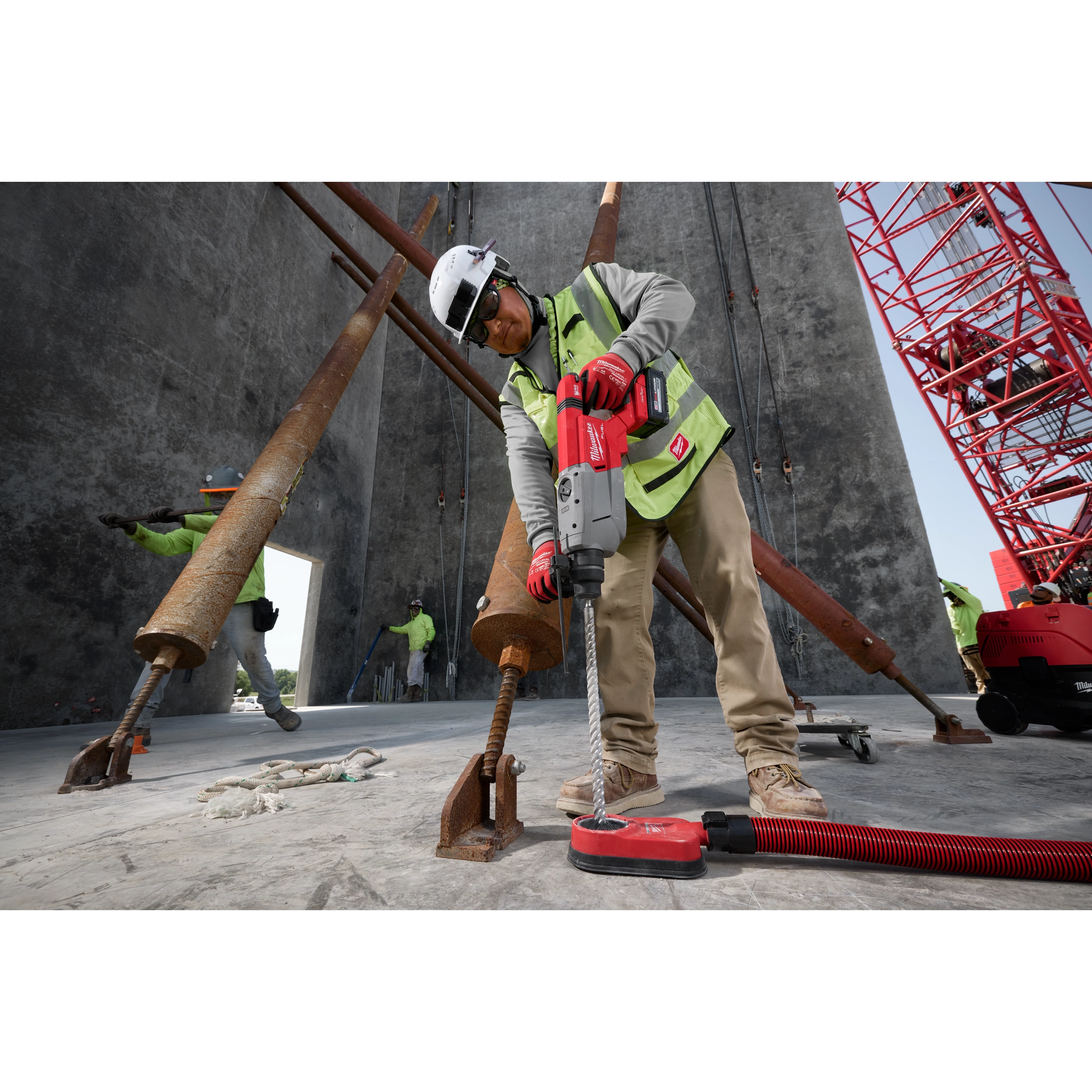 M18 FUEL™ 1-1/4" SDS Plus D-Handle Rotary Hammer w/ ONE-KEY™ thumbnail 3