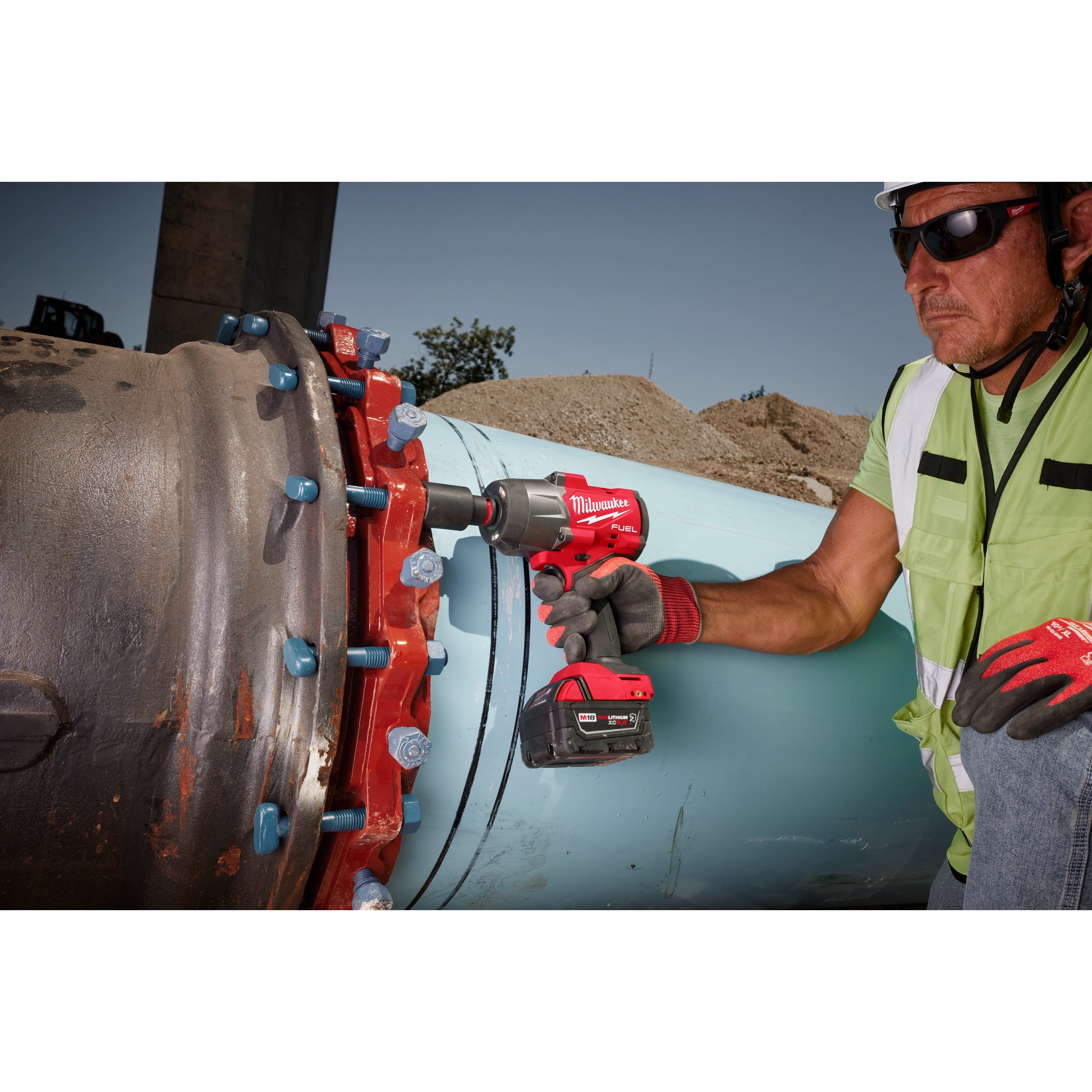 M18 FUEL™ 1/2" High Torque Impact Wrench w/ Friction Ring