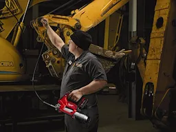 M18™ Cordless 2-Speed Grease Gun Kit